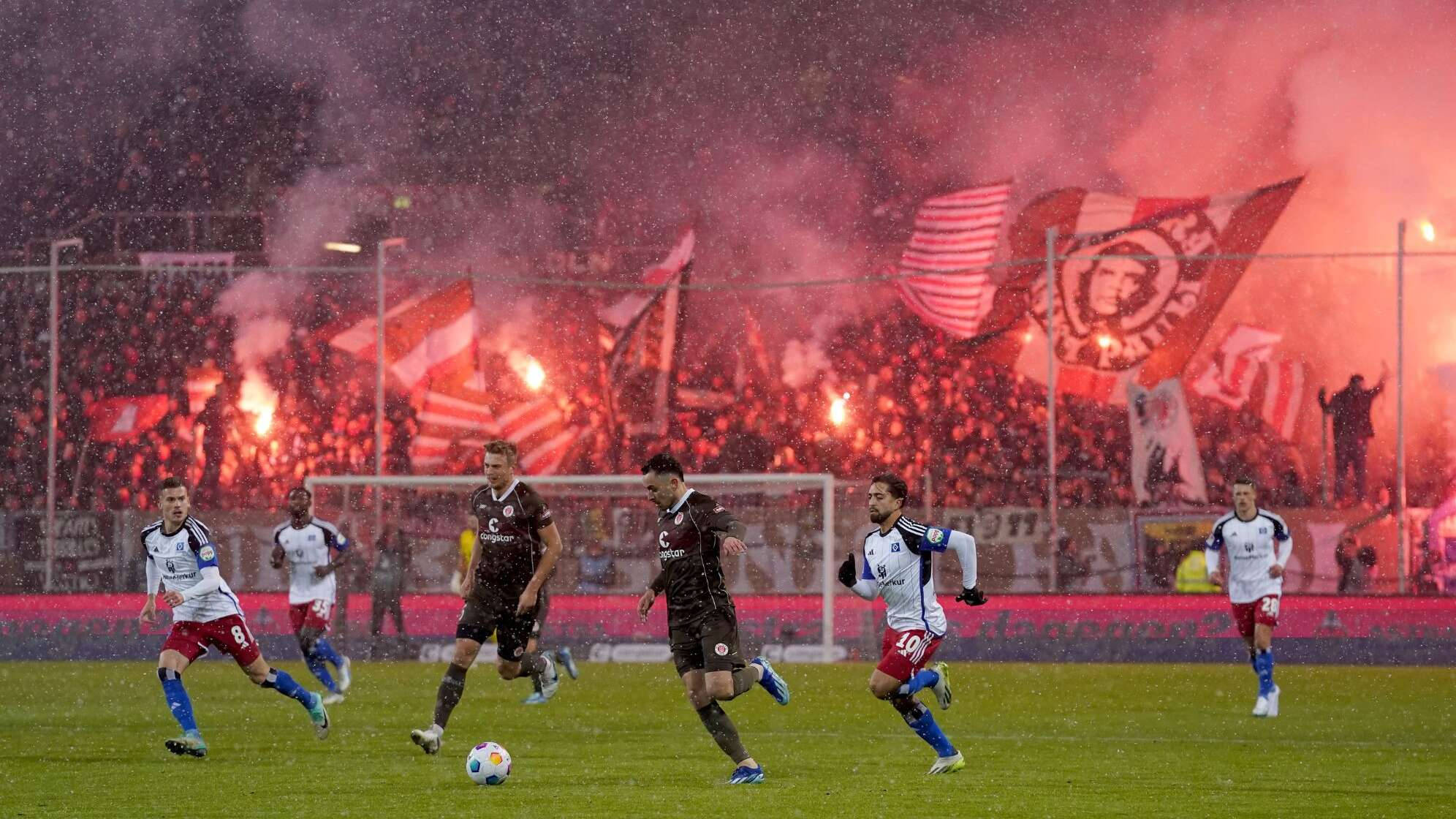 关于多特客场小胜汉堡德甲希望渺茫的信息