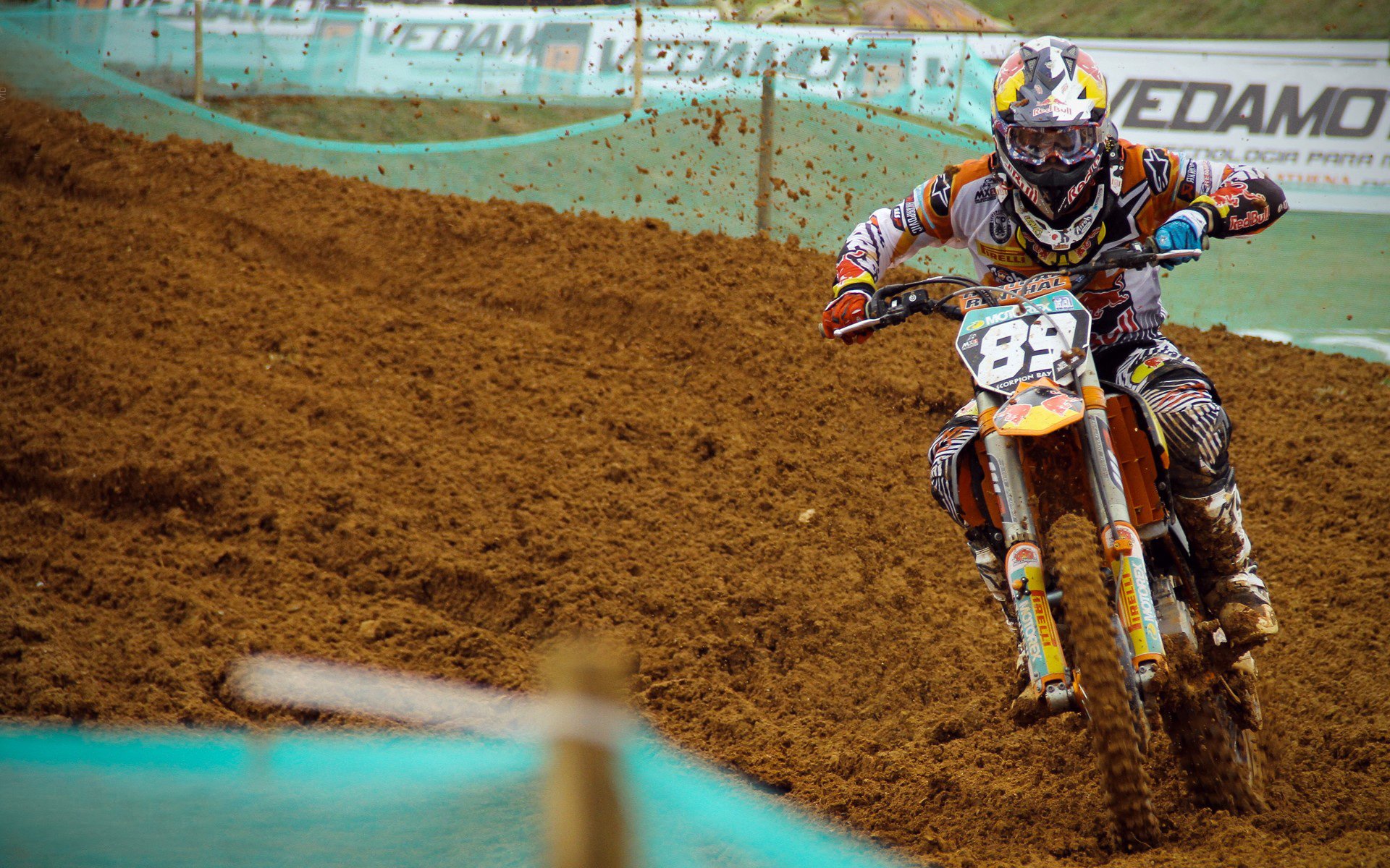 冰与火的碰撞,新疆队终结灰熊,霍勒迪在抢七夜的传奇接管