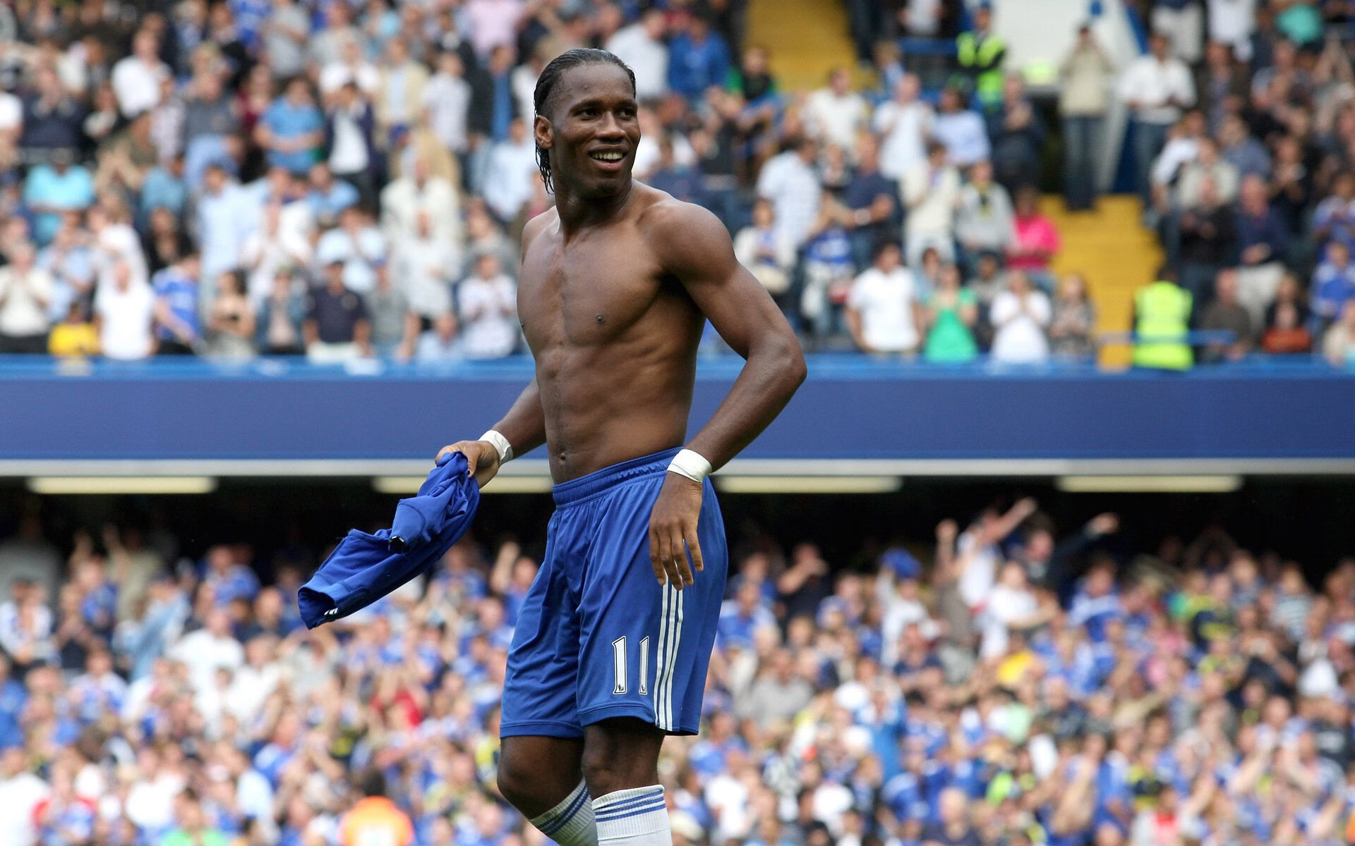 钢铁防线与致命反击，斯通斯锁死进攻，土耳其战术性击溃南非